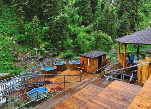 УЩЕЛЬЕ АЛМА-АРАСАН